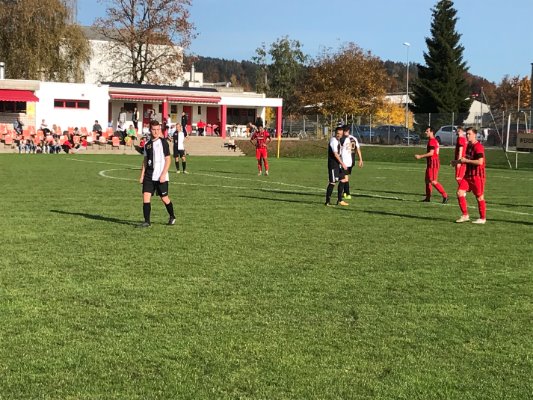 Hart umkämpftes Spiel endet beim Tabellendritten Pfäffikon mit 1:1.